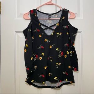 Rue21 Black Floral Cold Shoulder 3/4 Sleeve Top XS
